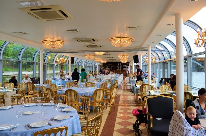 Яхта-ресторан Рэдиссон Ройал