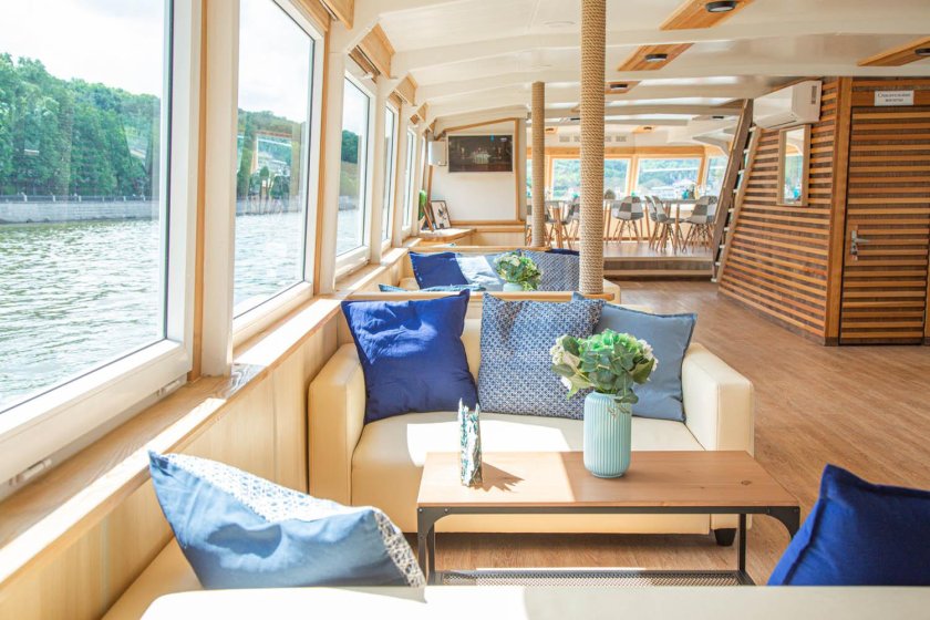 Теплоход Морис