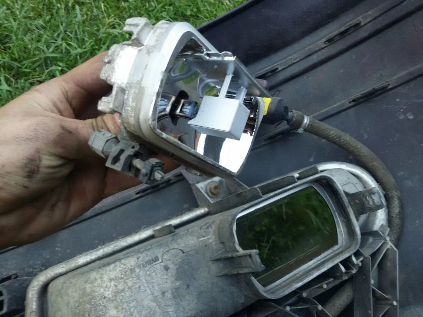 Цоколь ПТФ Пежо 406