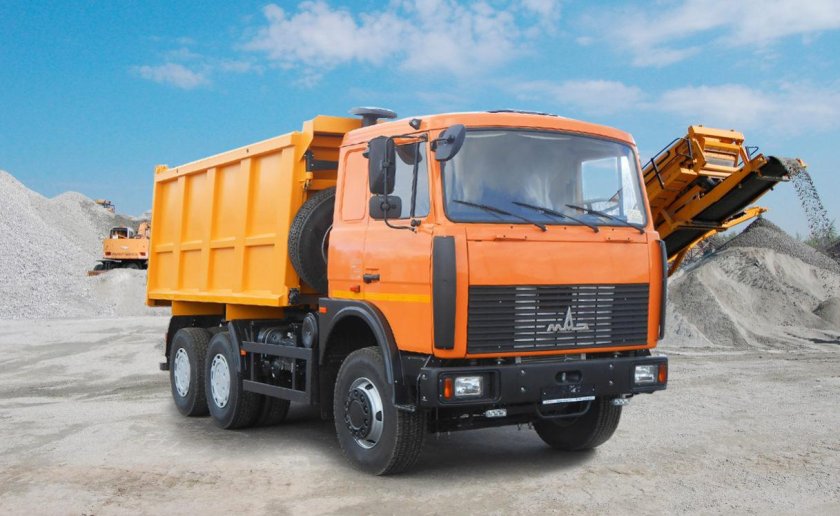 Самосвал МАЗ-551626-580-050