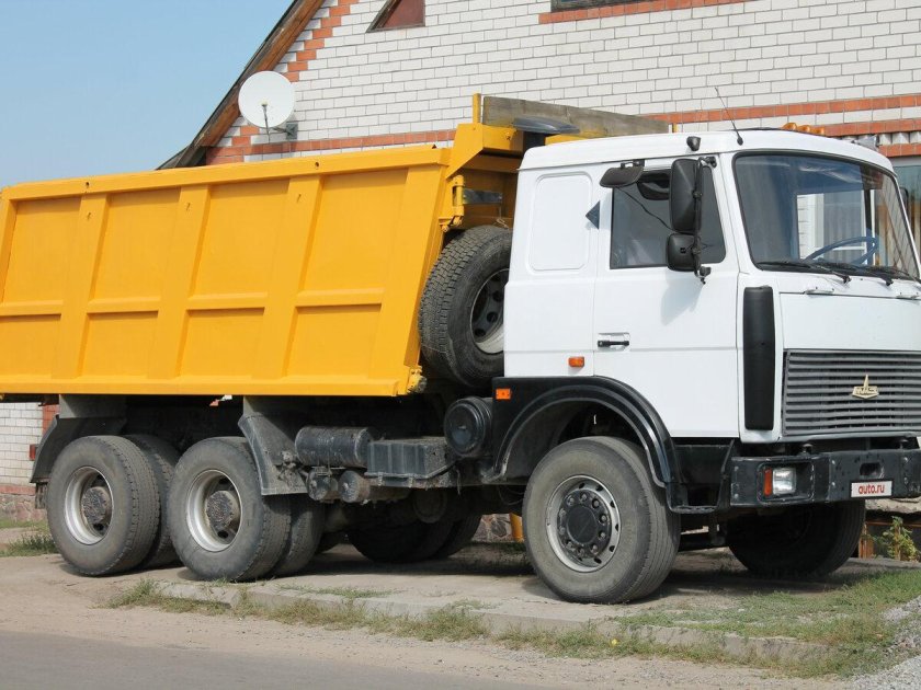 МАЗ 20 тонник самосвал