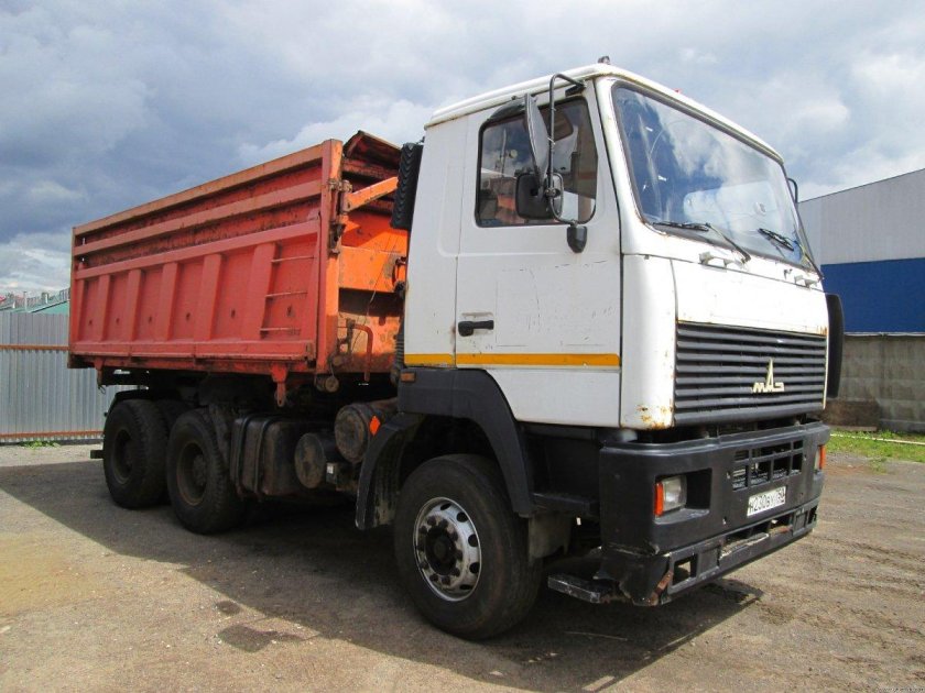 МАЗ 5516 самосвал сельхозник