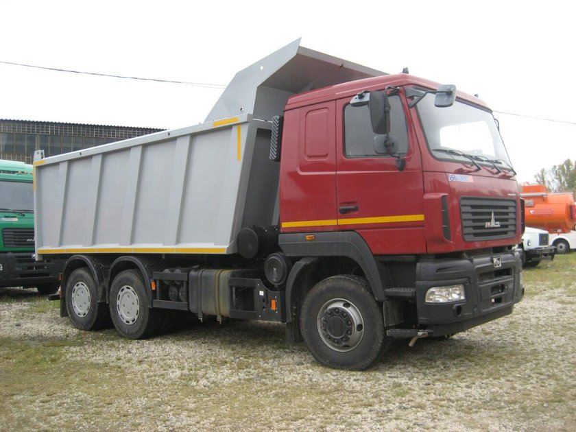 МАЗ 20 тонник самосвал