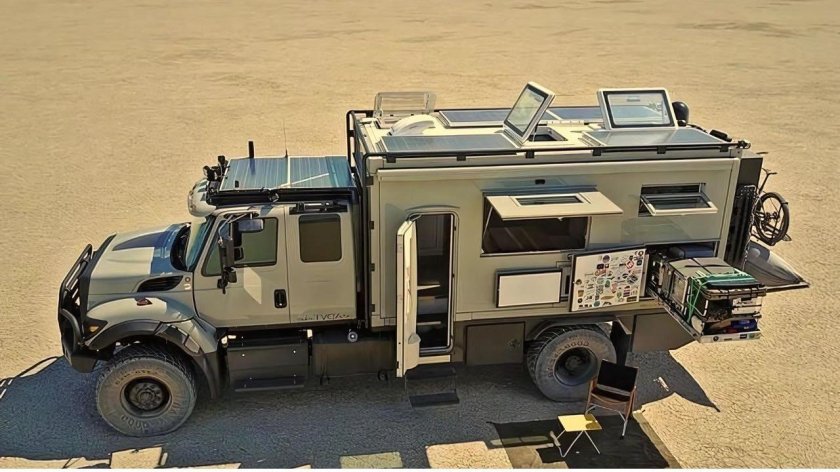Camper Expedition Truck