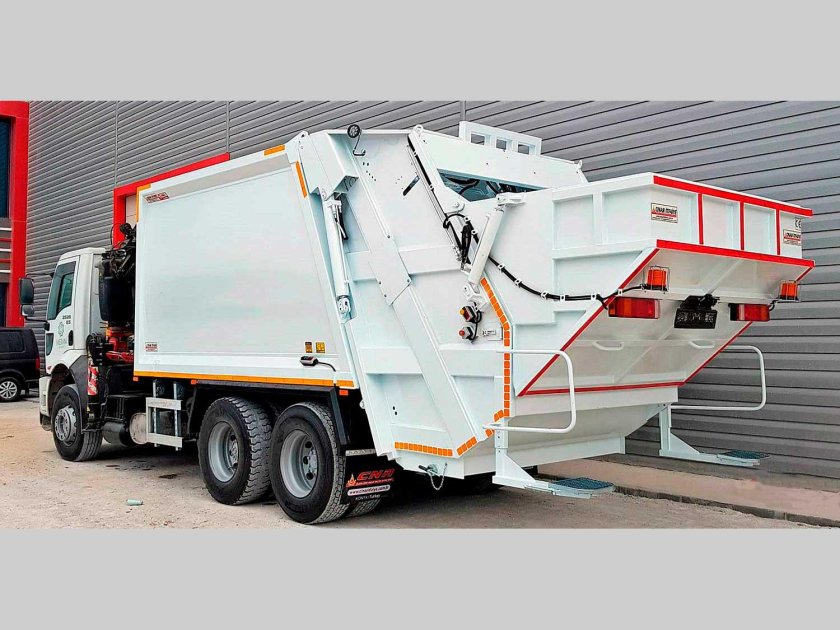 Бронированный мусоровоз