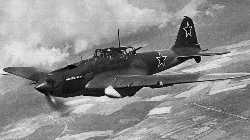 Самолёт ил-2 Штурмовик