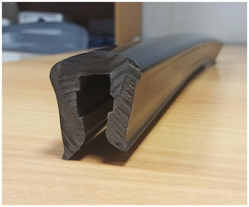 Ceredi 6076 привальный брус