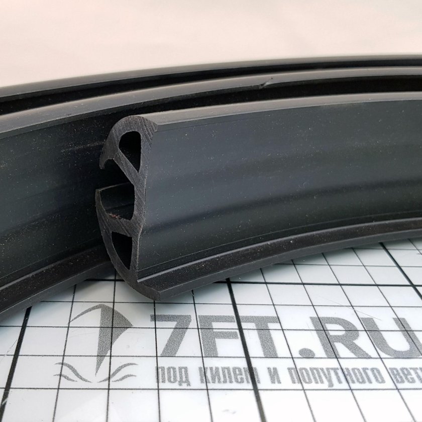 Привальный брус ПВХ