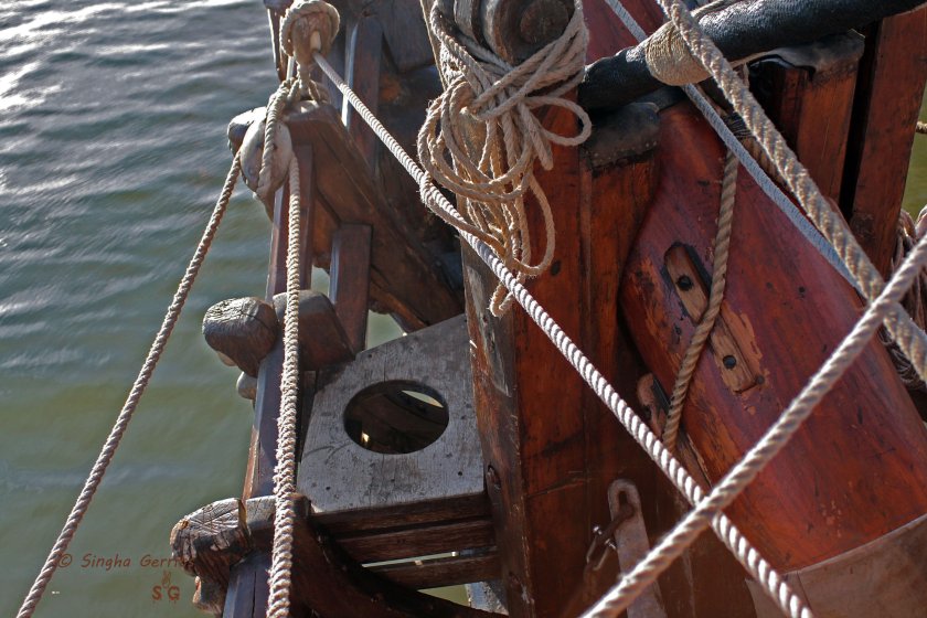 Гальюн на паруснике 17 века