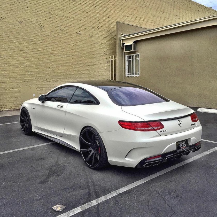 Mercedes Benz s63 AMG Coupe