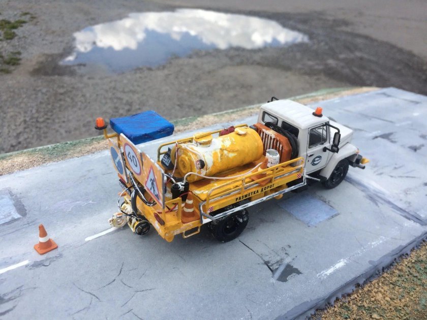 Машина разметочная дэ-21