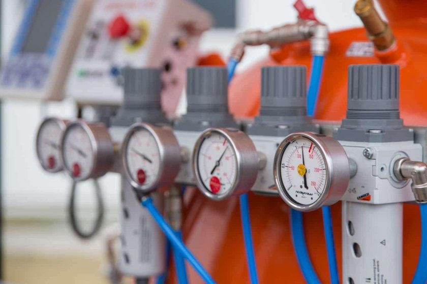 Платформа дорожная разметочная "Шмель 12б"