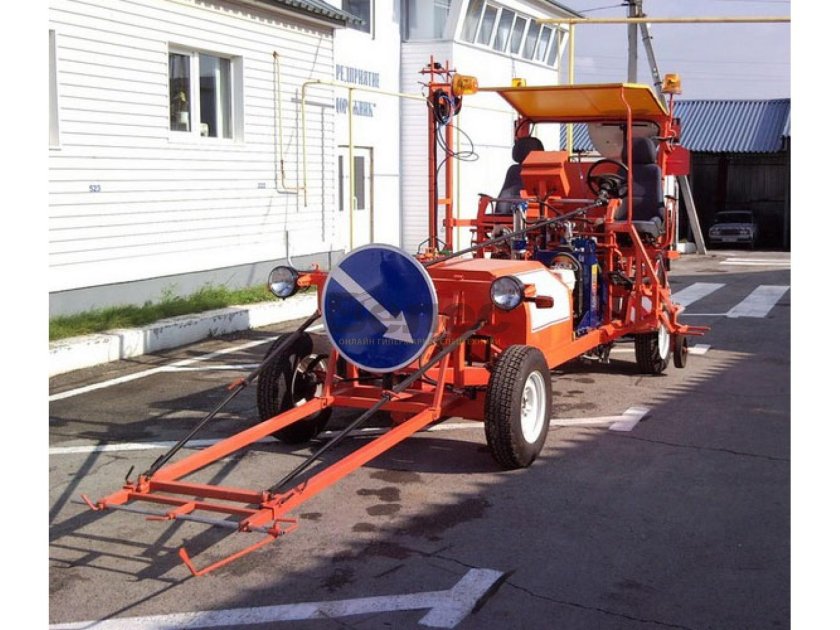 Машина дорожная разметочная МРД 3