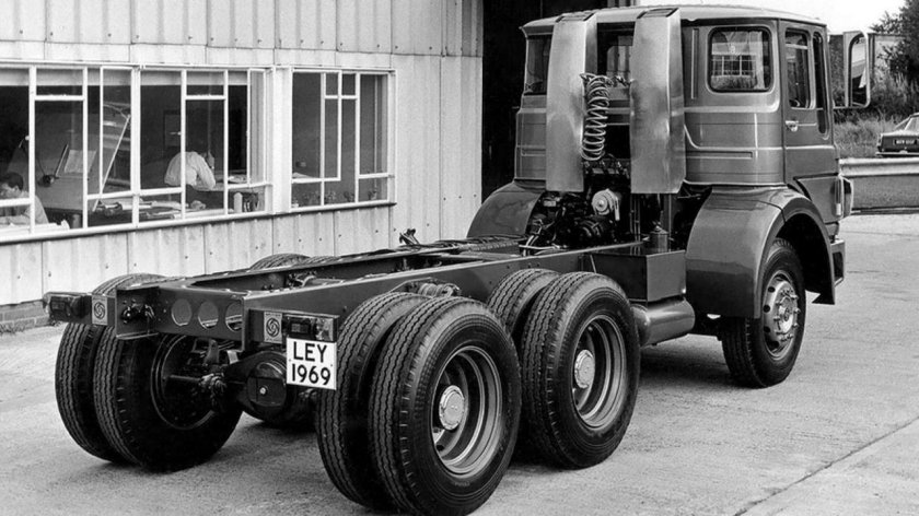 КРАЗ гоночный 5450