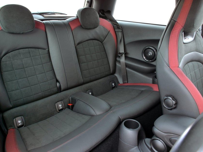 Mini Cooper салон сзади