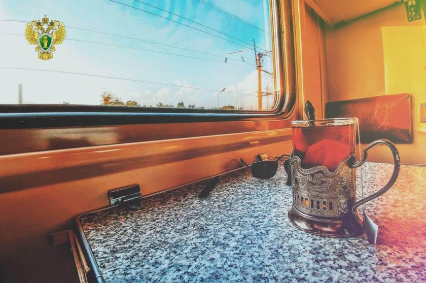 Окно поезда
