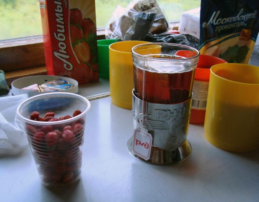 Чашка в поезде