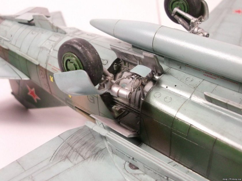 Ниши шасси миг 23 млд