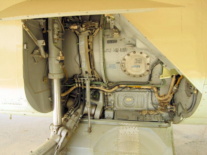 Миг 23 млд шасси