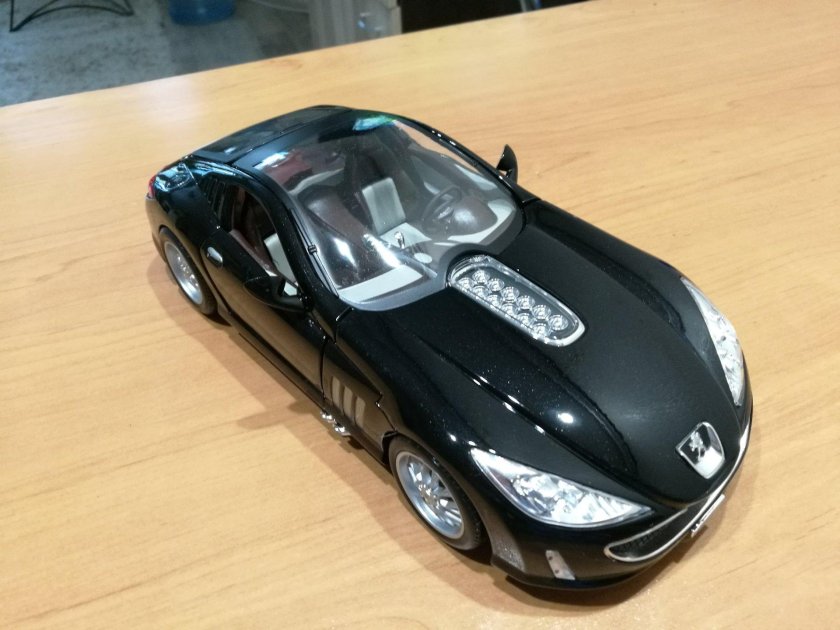 Пежо 907 концепт Бураго 1 18