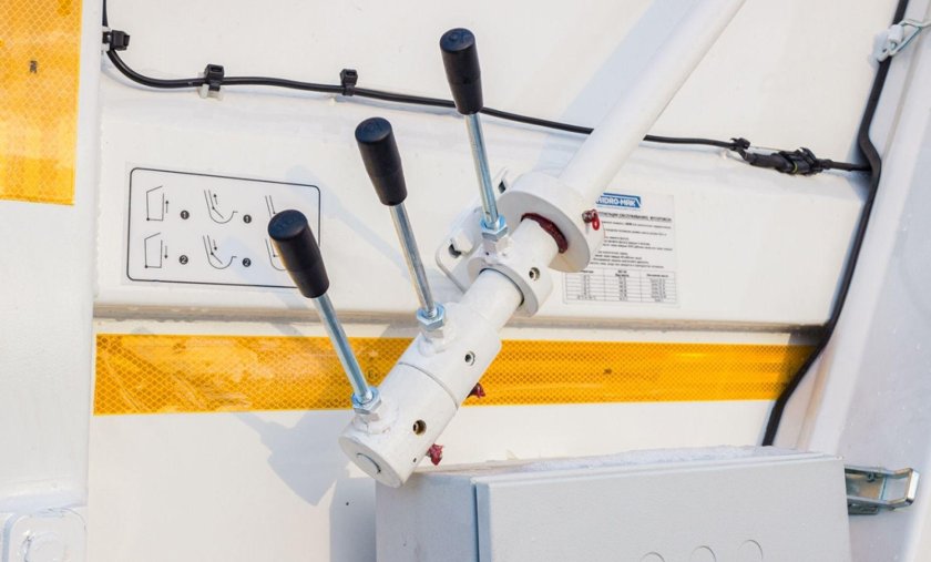 Прокладка электропроводки по раме шасси JAC n90