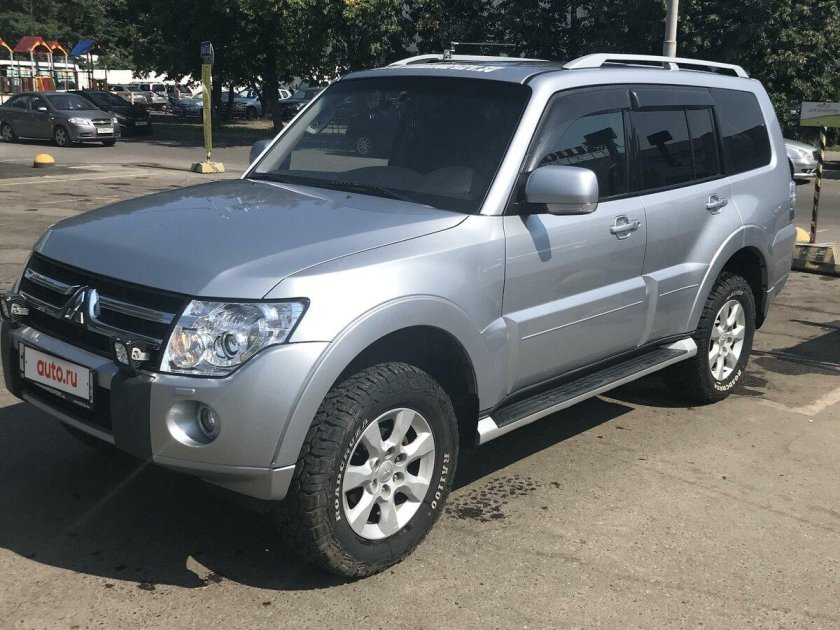 Mitsubishi Pajero 4 3 дверный