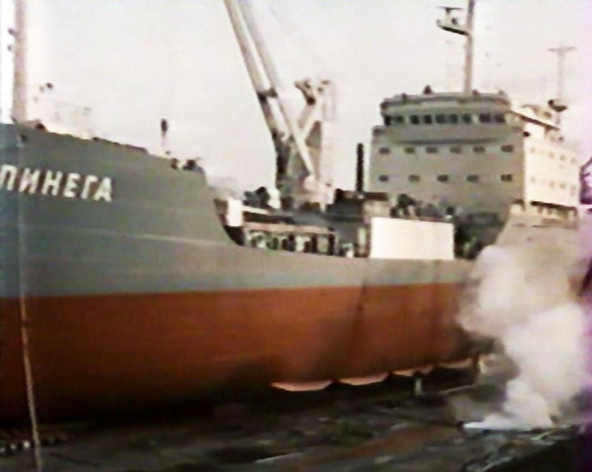 Танкер Амур Оленья губа