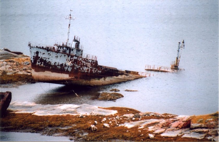 ТНТ-12 танкер