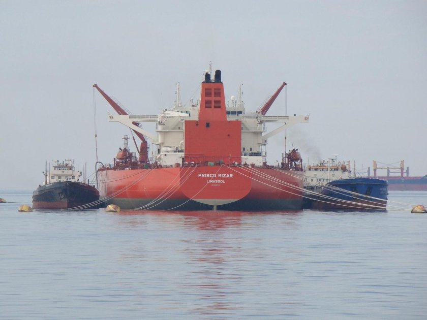 Волжский 7 судно