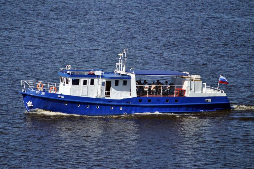 Ярославец 1606 катер