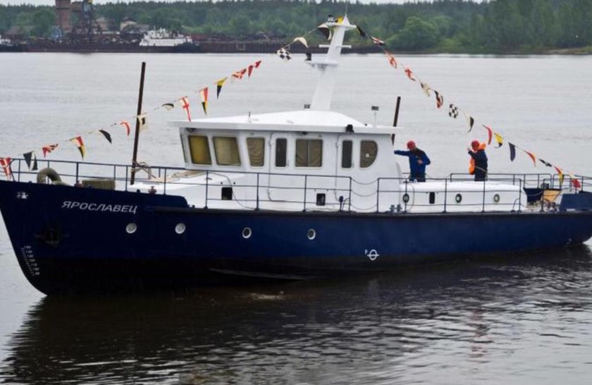Катер Ярославец 02220