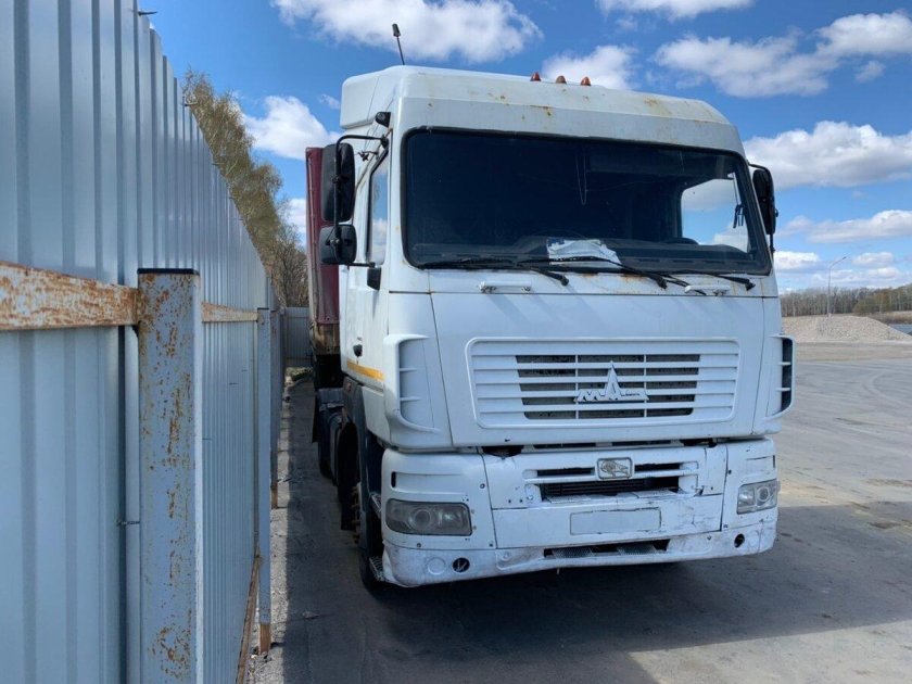 МАЗ 5440 белый