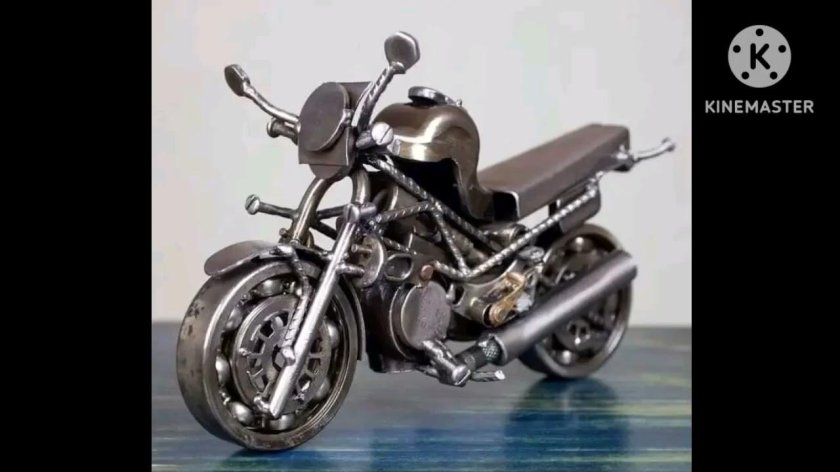 Мотоцикл из хлама