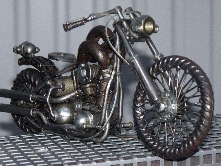 Модельки мотоциклов из металла
