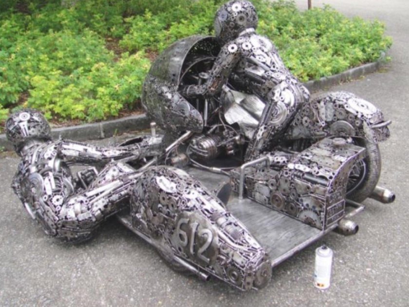 Скульптуры из металлолома
