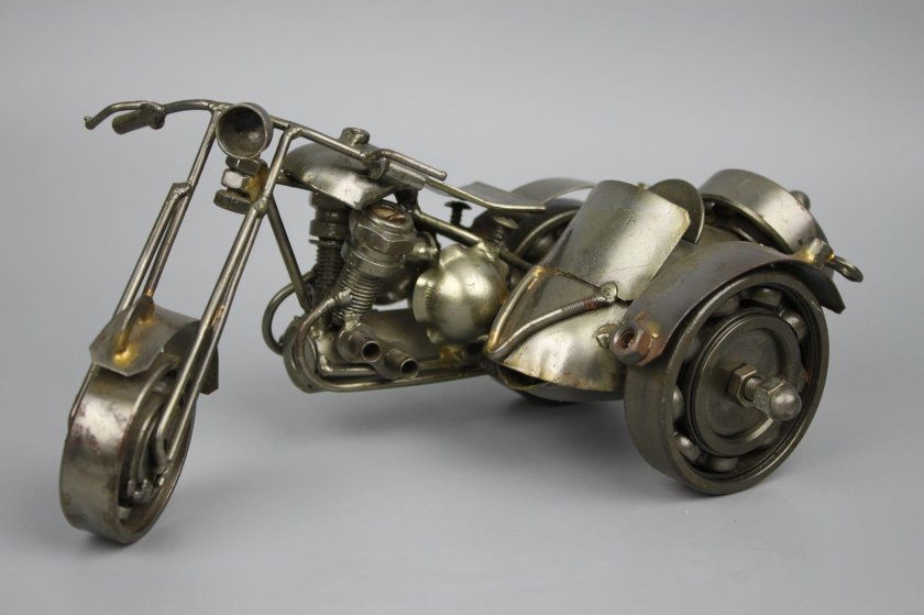 Чоппер из металлолома