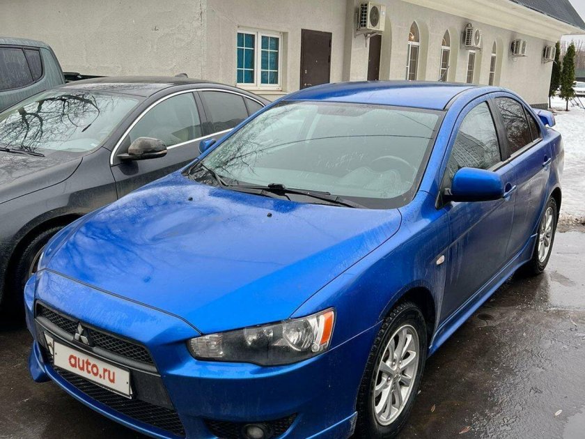 Лансер 10 синий