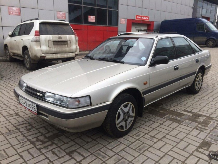 Mazda 626 1988