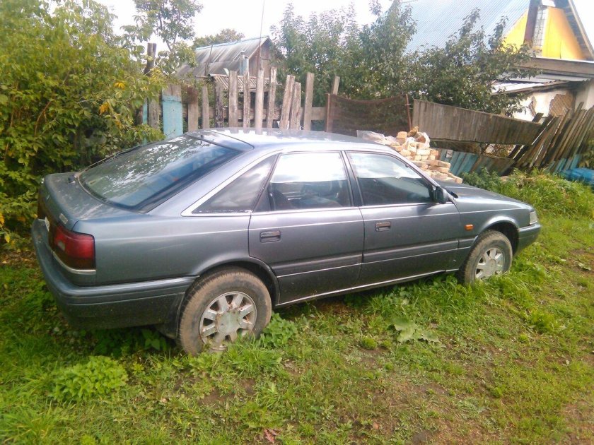 Mazda 626 2.0 МТ, 1988