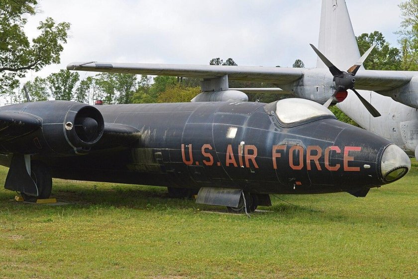 RB-57d высотный разведчик