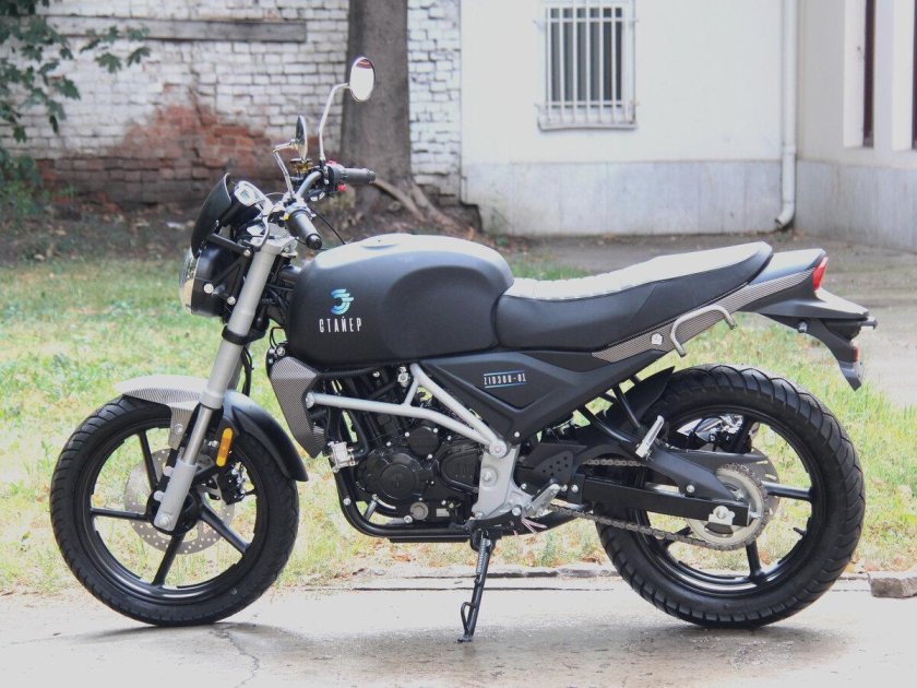 Zid 300-01 Стайер