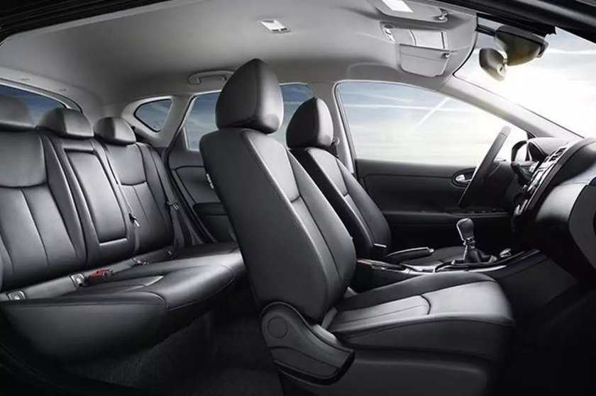 Ниссан Пульсар 2015