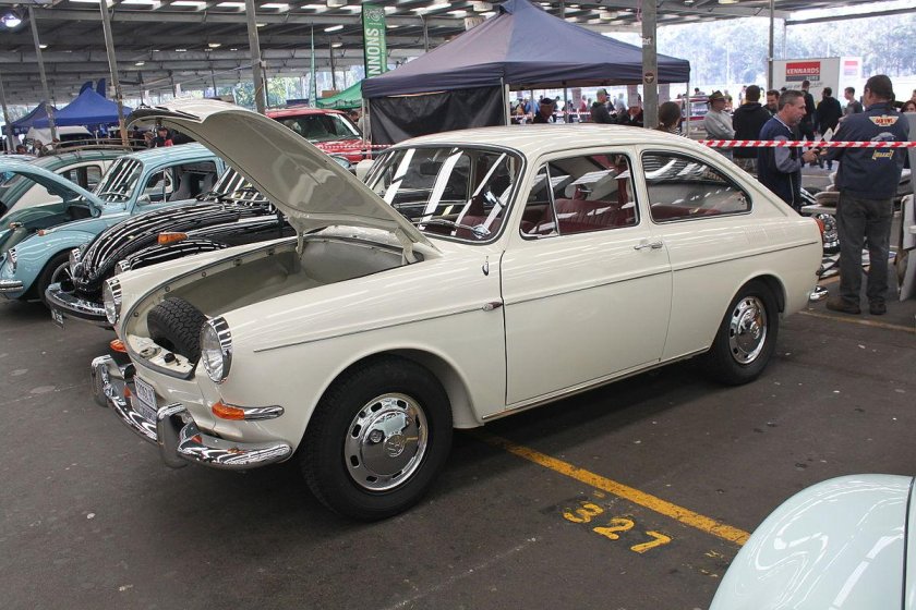 Фольксваген 1600 Fastback
