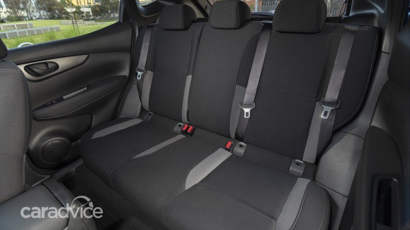 Ниссан Кашкай+2 салон сзади