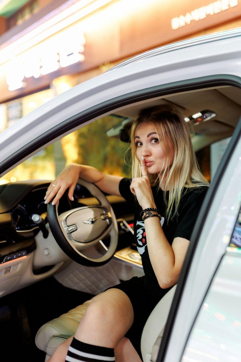 Автоблогер Настя туман