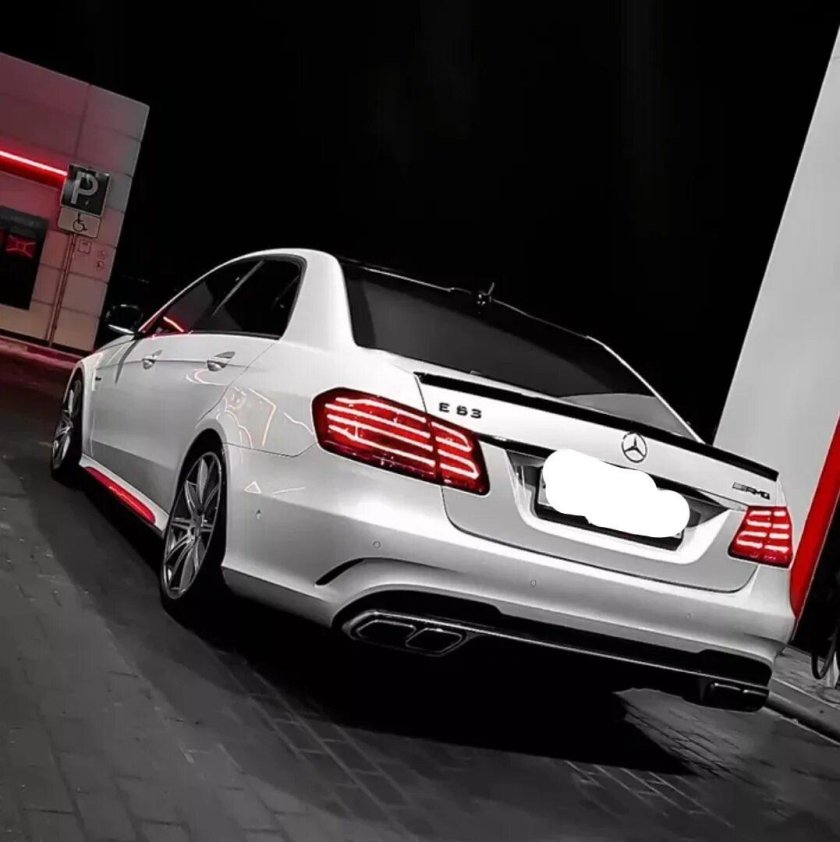 Mercedes Benz e63 AMG w212