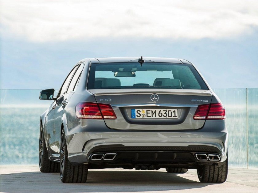 Mercedes e63 AMG w212