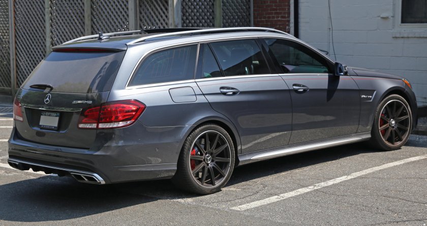Мерседес е 63 AMG универсал