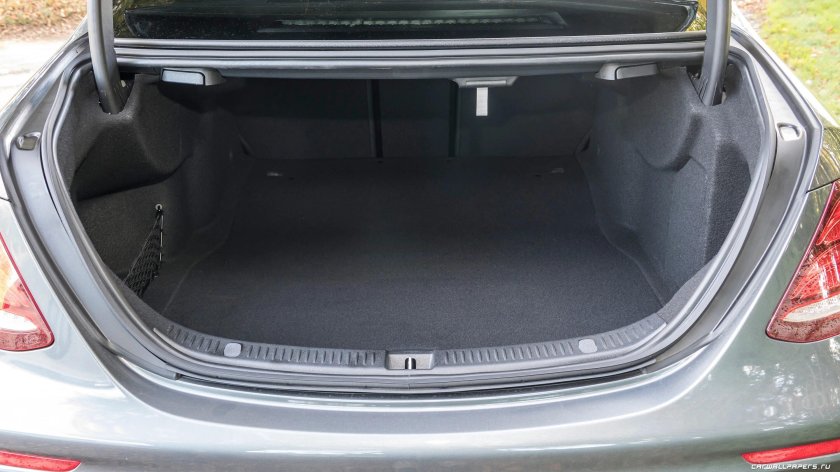 W213 багажник