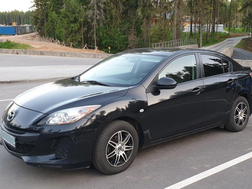 Mazda 3 2012 черная